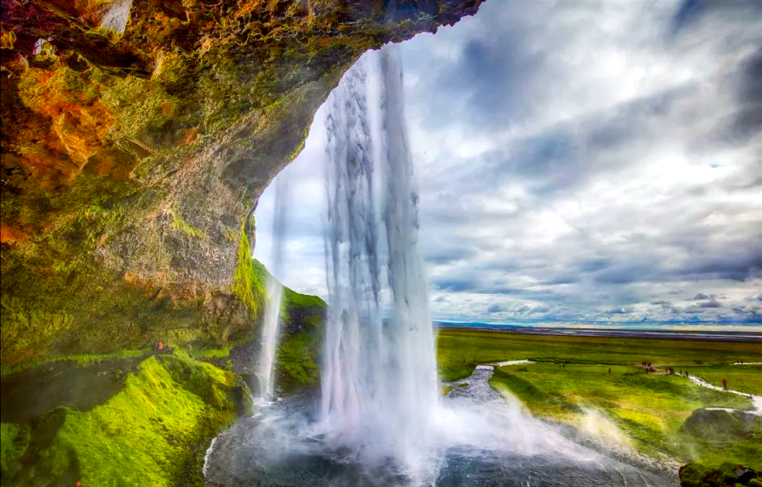 探秘冰岛:领略无数仙境小岛的迷人魅力