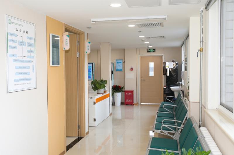 佑安医院住院办理陪诊挂号老人体检全程耐心陪护，轻松完成检查的简单介绍