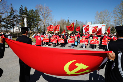 东山街道办党工委 穿越党史时空 打卡红色地标 传承红色文化