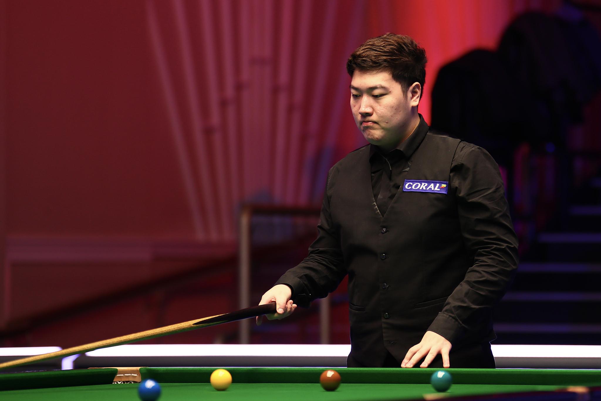 6-5险胜马奎尔 颜丙涛跻身斯诺克大师赛半决赛