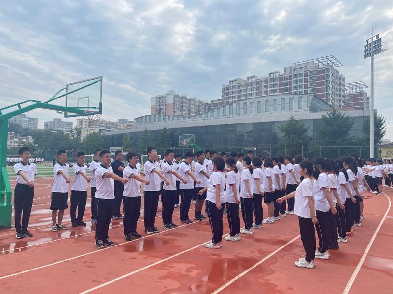 北京汇文中学组织开展2021,2022级高中学生军训活动