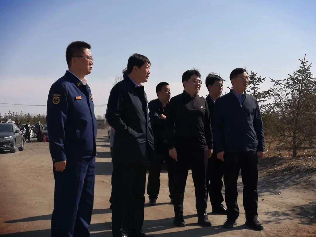 盘山县常务副县长谢恺带队检查清明节消防安全工作