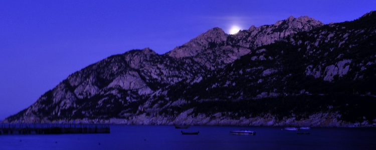 崂山十二景 夜景图片