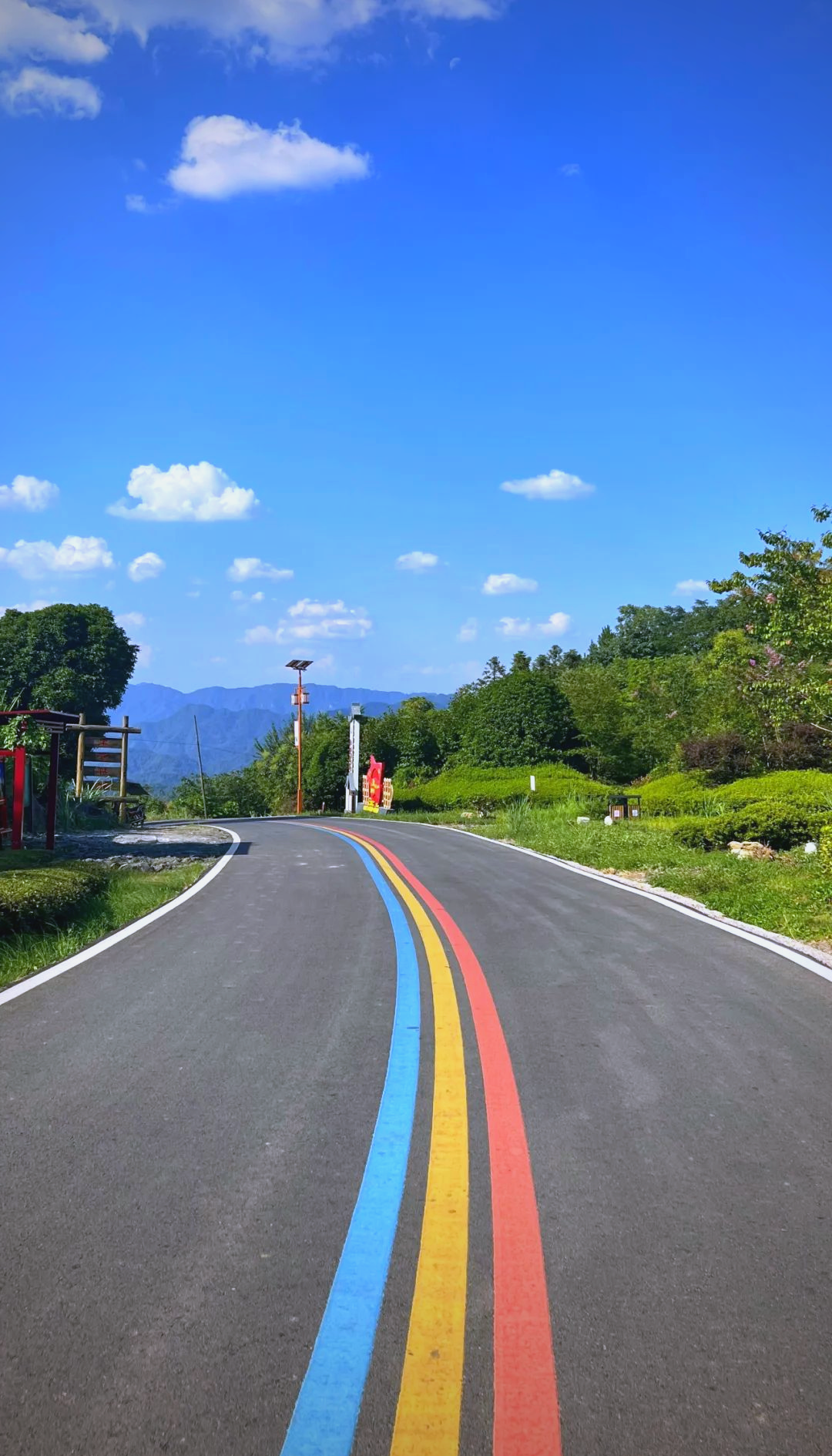 石门县罗坪乡长梯隘村:探访美丽的"彩虹公路"