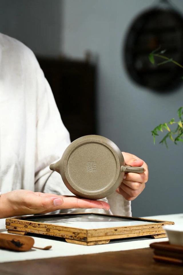 「百纳」宜兴丁洪斌原矿青段紫砂茶壶