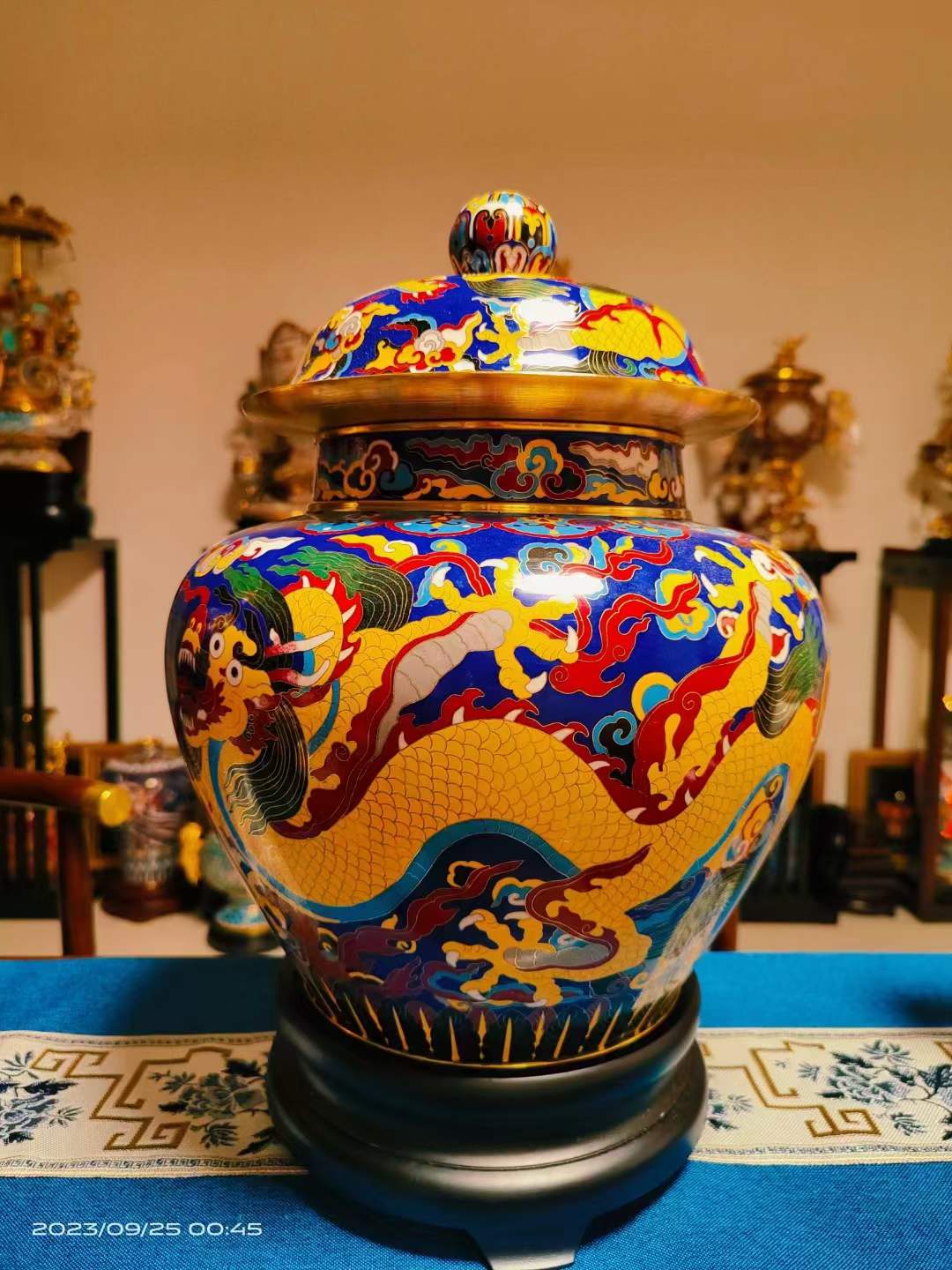戴嘉林大师景泰蓝近期作品《国器2019大龙罐》精华版