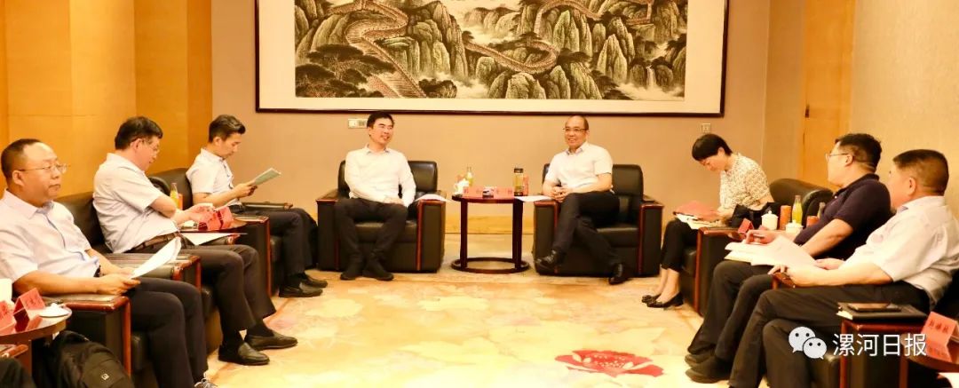 市长黄钫会见北京一轻控股有限责任公司副总经理韩松一行