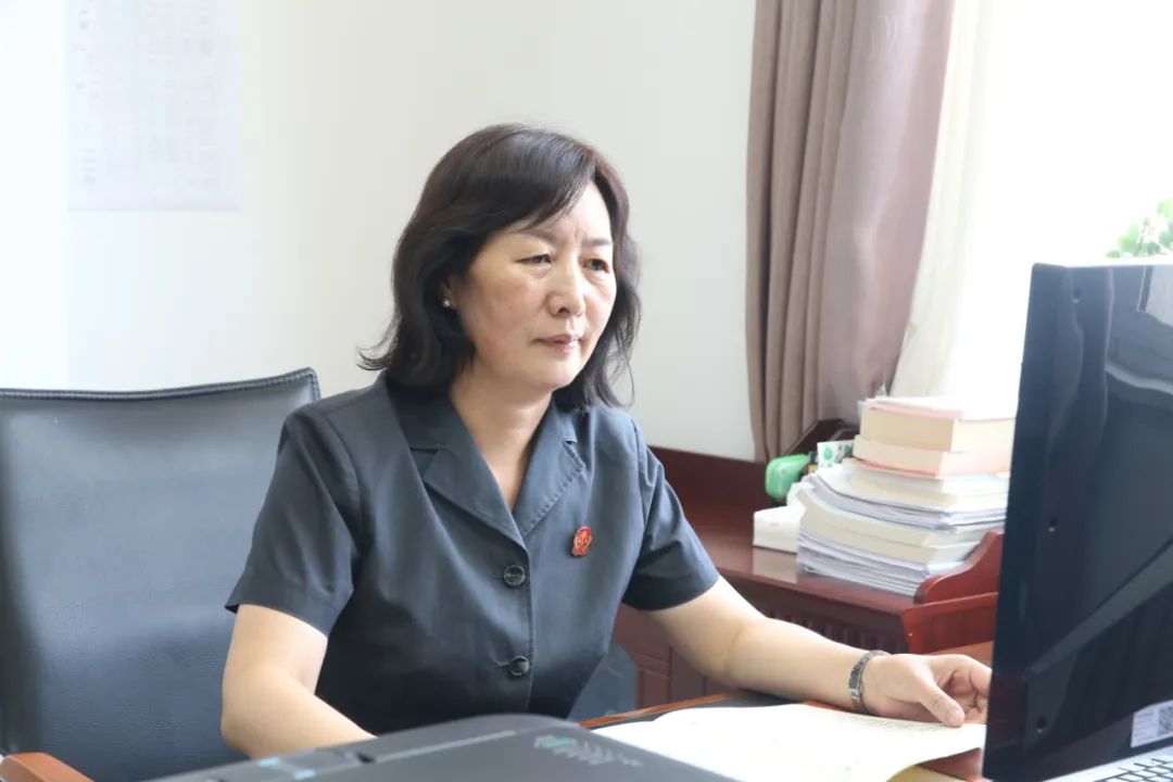 张海燕:家事法庭中的温情"绣花匠"