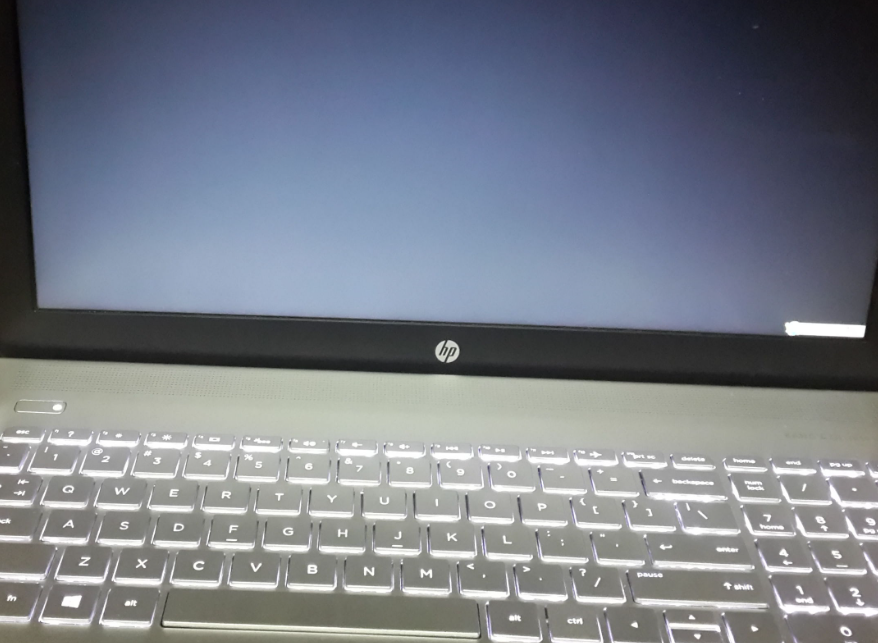 教你解决惠普笔记本开机黑屏问题