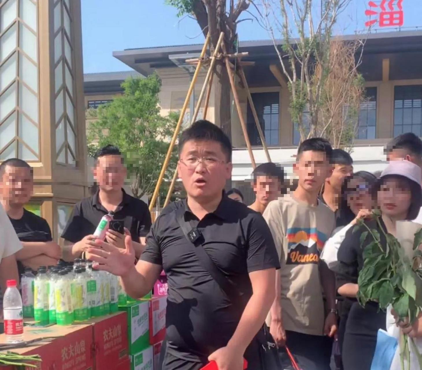 5月2日明星姜涛,冲上热搜!  劳动节假期5月2日,明星姜涛冲上热搜榜!