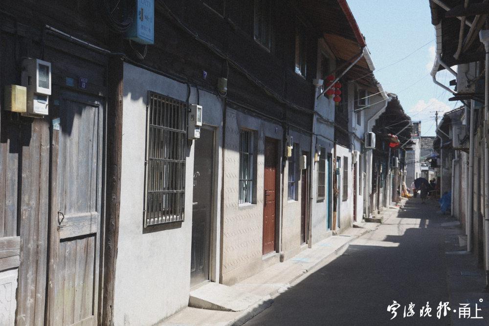 走进凤岙老街感受岁月痕迹宁波这个历史文化名村仿佛静止了时光