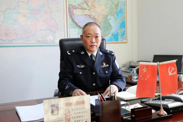 杜新民:持续推动派驻监督工作高质量发展