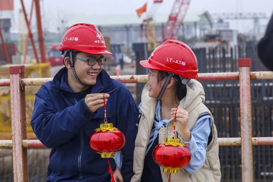 1月7日,南京城墙博物馆工地建设者梁德权将从工地撤出,他想看看建成后