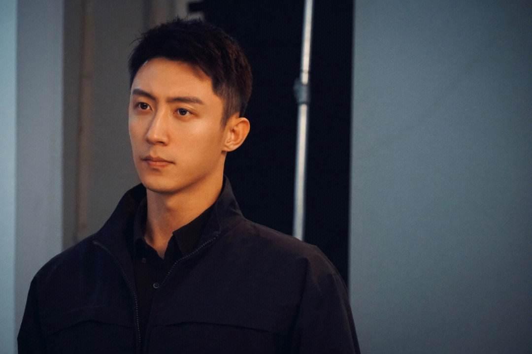 黄景瑜前妻王雨馨再度开撕:"油腻的极度利己主义者!