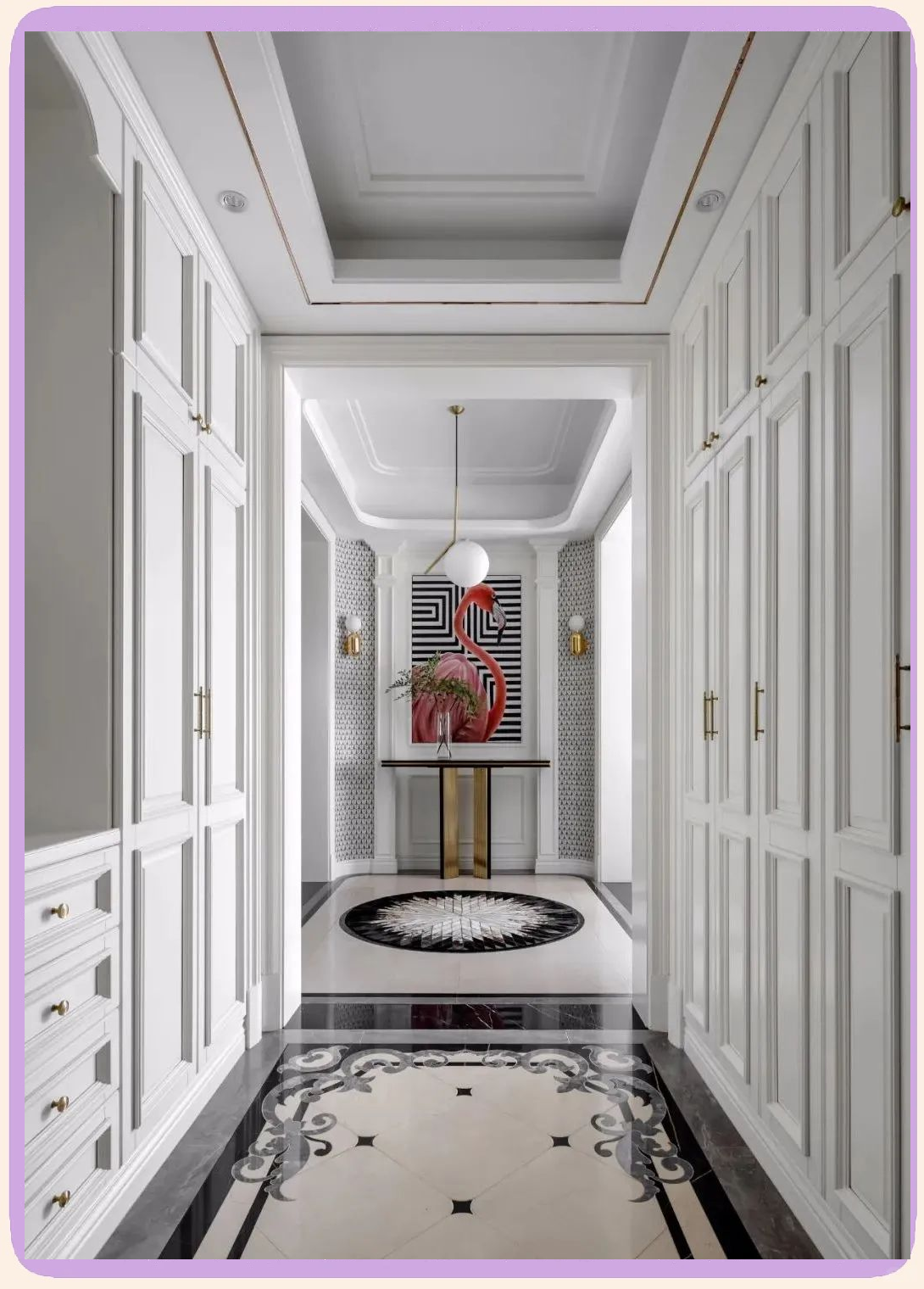 石材波打线,亦被称为石材波导线或花边,花线,是一种别具特色的装饰