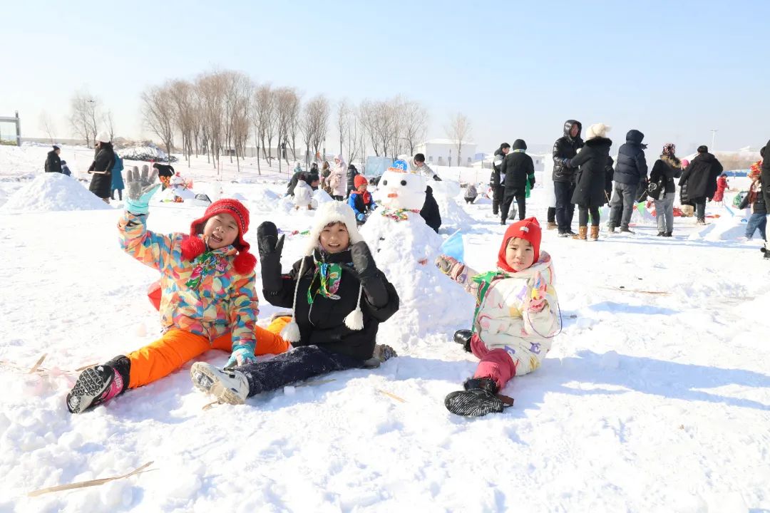 堆雪人大赛图片图片