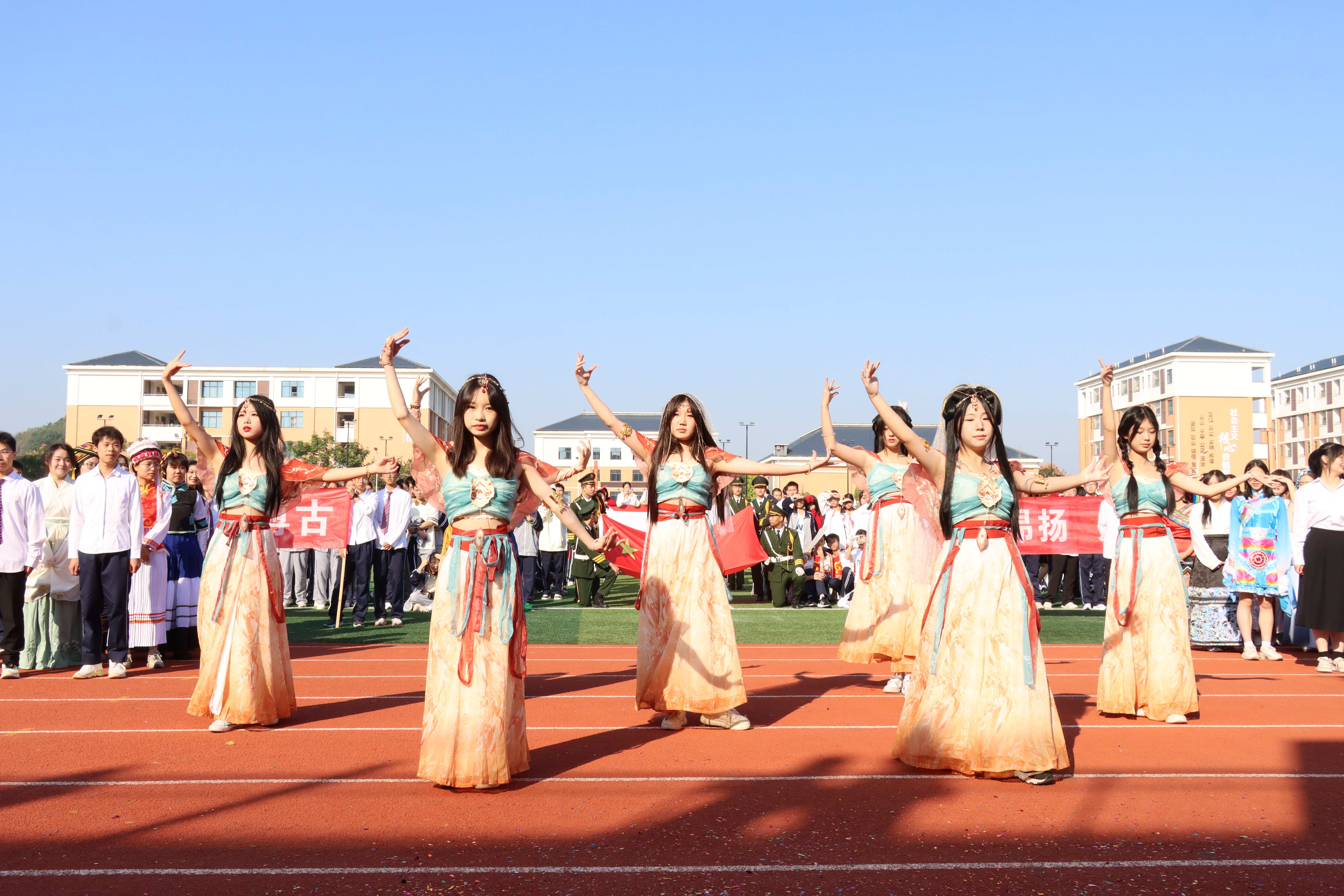 株洲市二中枫溪学校第二届体育节暨田径运动会开幕