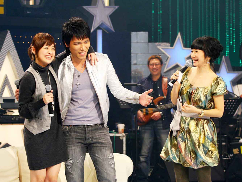 杨宗纬为什么退赛