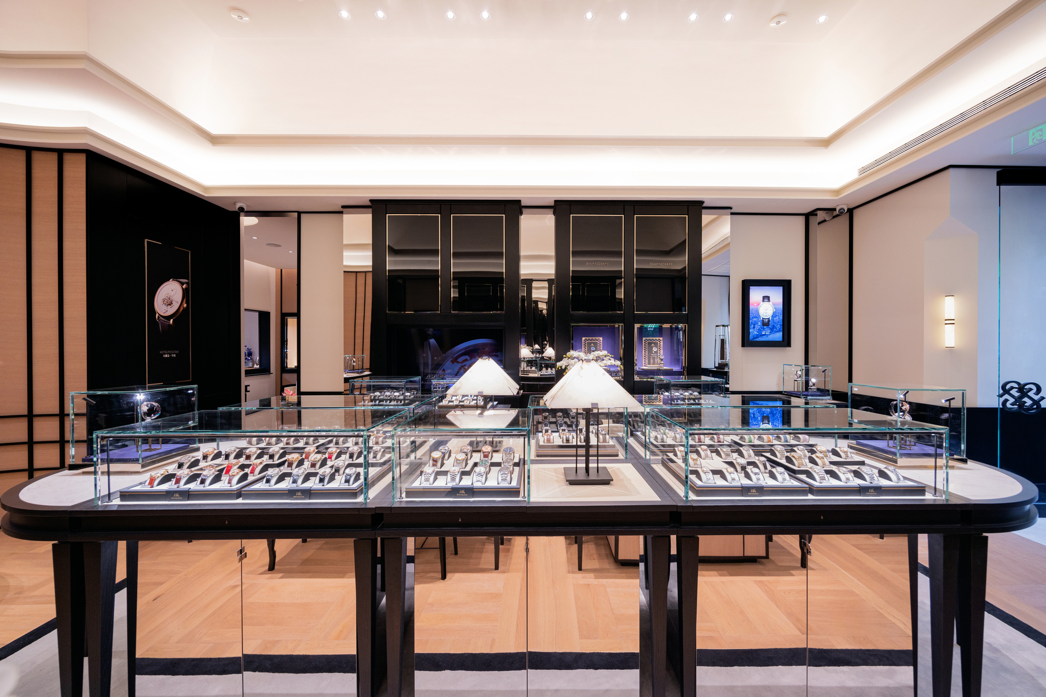 上海牌手表全球首家旗舰店亮相南京西路