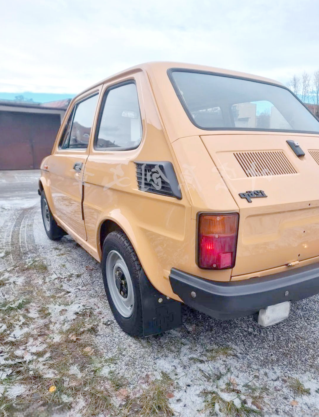 老车收藏:一辆保存完好的波兰菲亚特126p