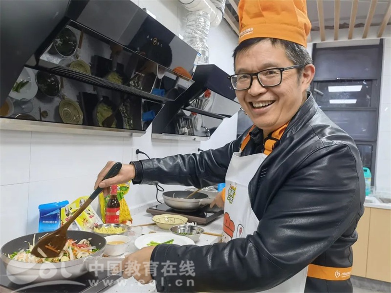 学正中学食育厨房开张啦