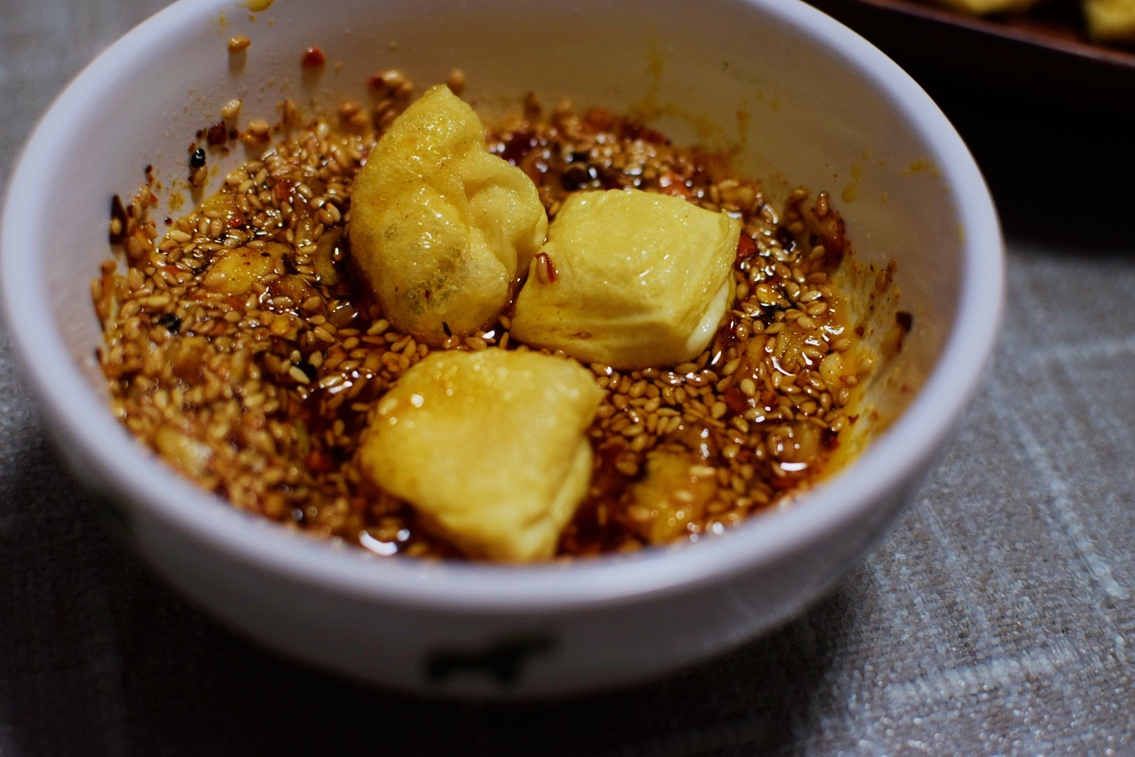 云南「爆浆小豆腐」,当黄豆遇到村口老井酸水,内心变得柔滑细腻