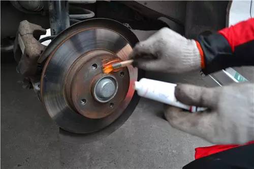 4s店刹车保养真有必要做吗