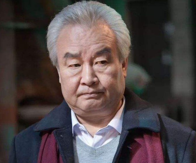 演员涂们因食道癌去世,确诊到离世仅1个月,化疗2次但效果不理想