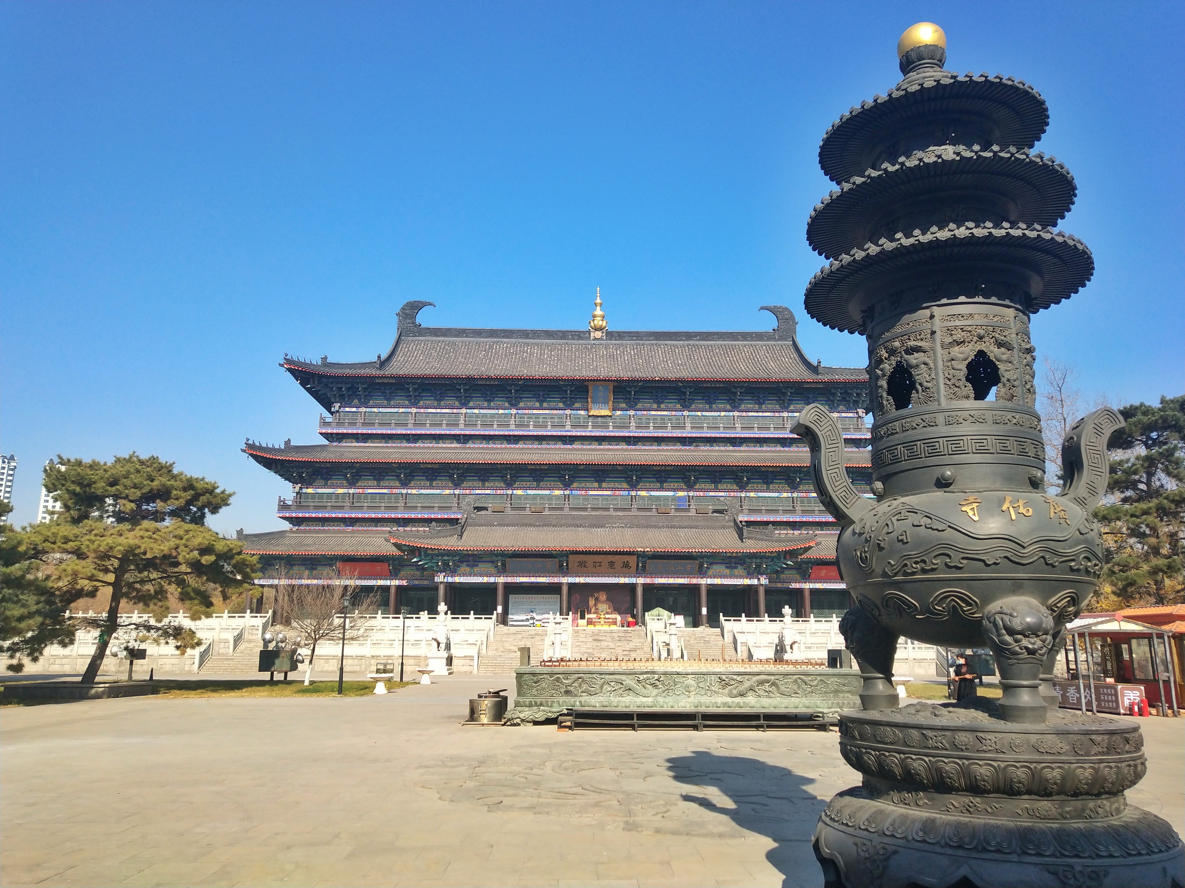 辽阳一座寺院,浓缩了一个朝代的影子,游客深思的话兴衰都能看到