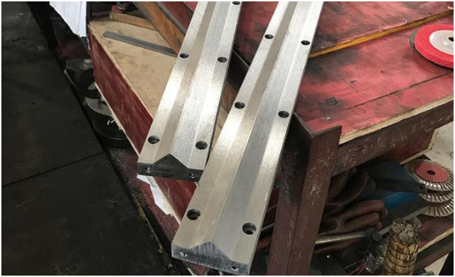 三角导轨-百科介绍