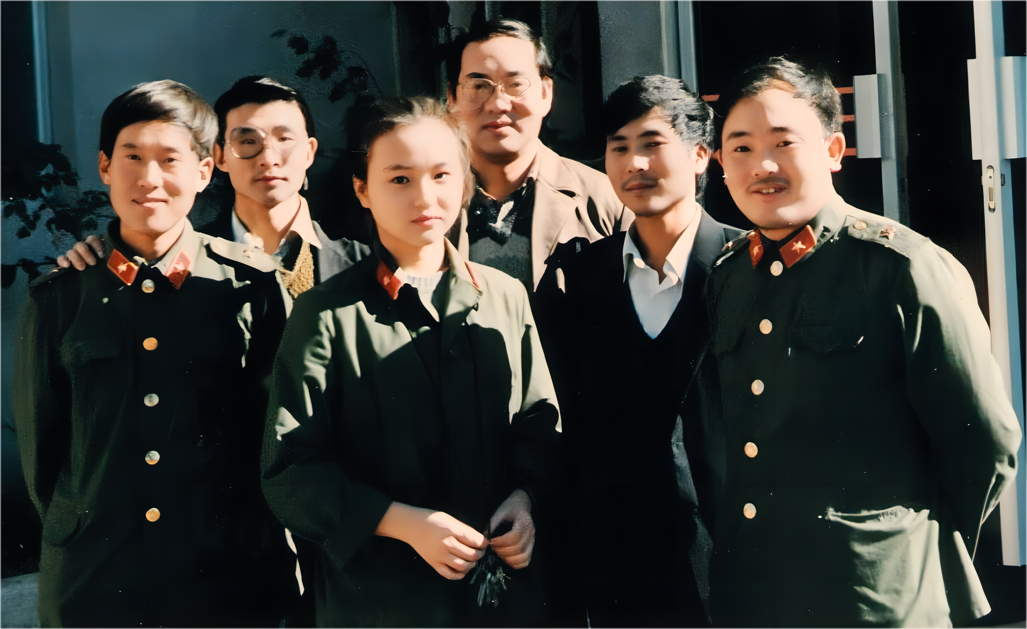 80年代女兵合影相册图片