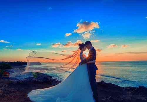 p得太严重,我说要重新修调选片结果说需要加钱,生气之下连婚纱照都不