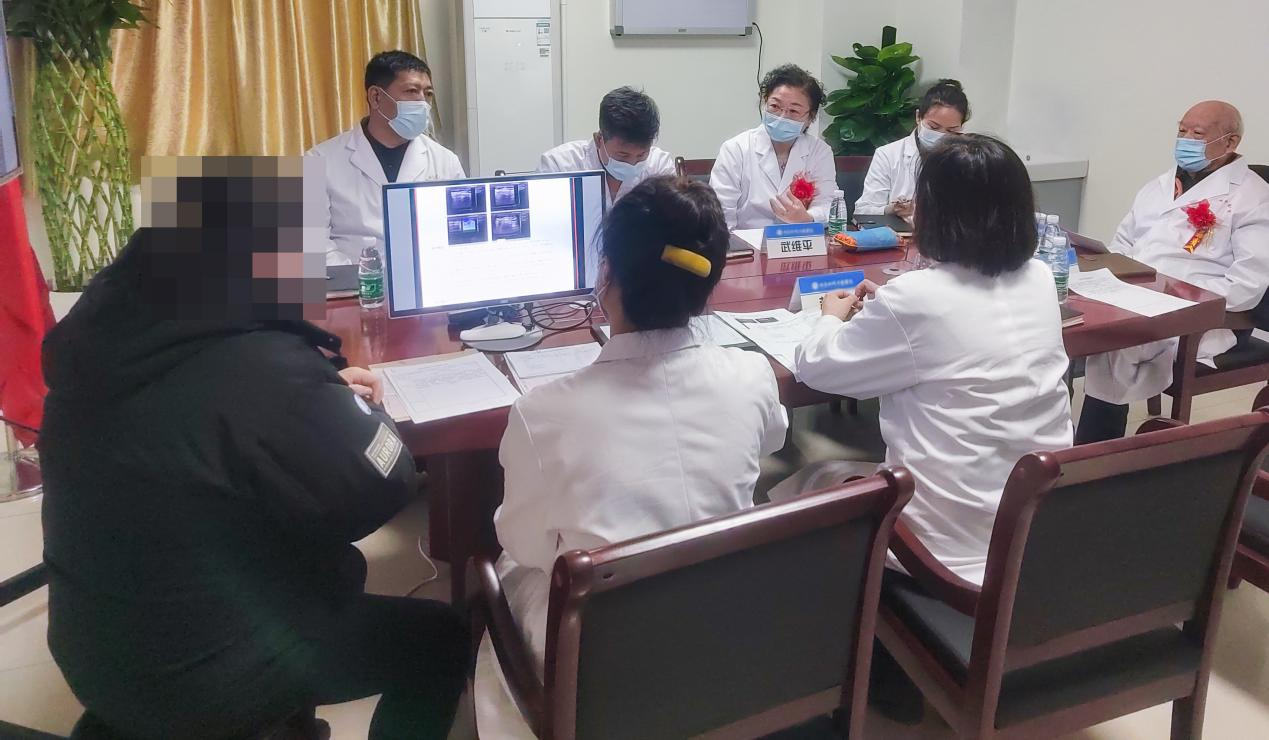 北京中医医院张炳厚团队精英介绍跑腿挂号，认真负责，欢迎来电的简单介绍