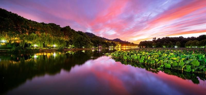 杭州必去的十大景点免费(杭州三日游旅游攻略自己玩)