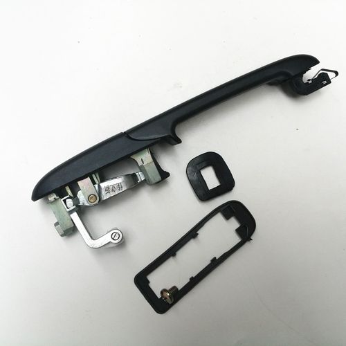 新款桑塔纳外门把手怎样拆