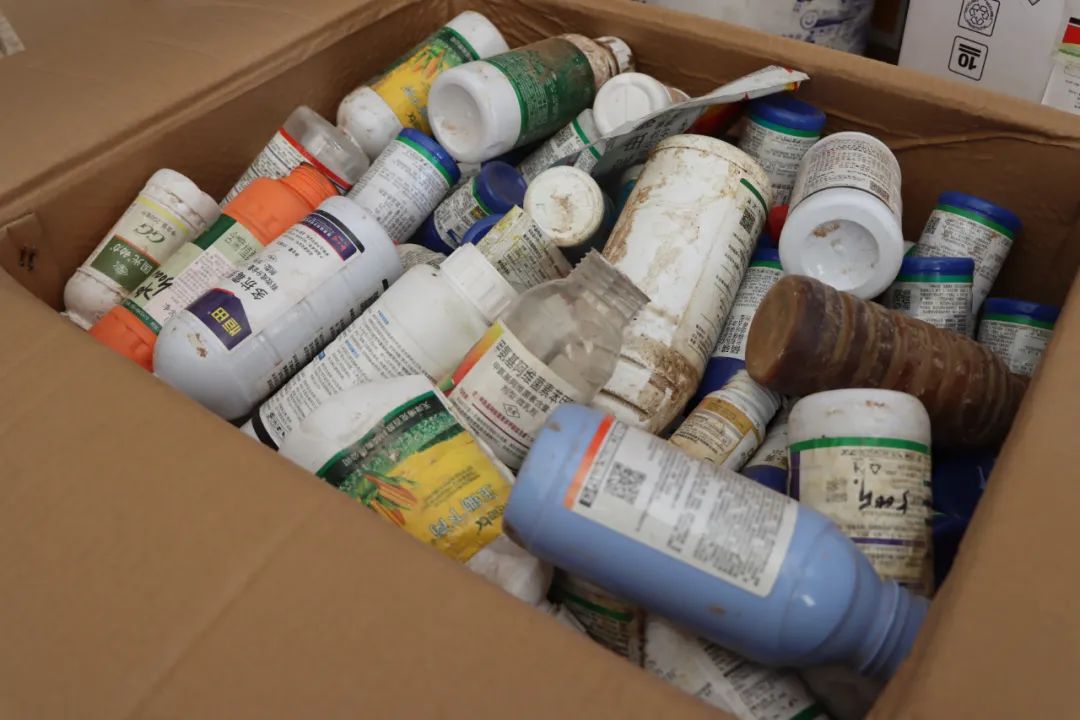 白银区积极推进农药包装废弃物回收处理工作