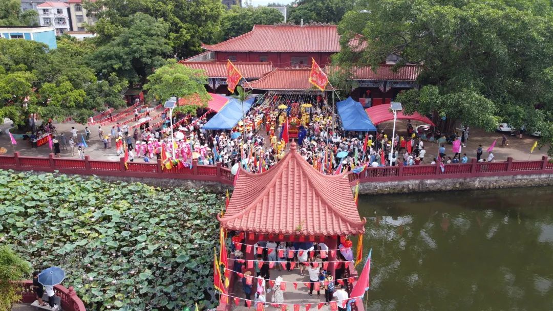 品民俗赏风情 京族群众欢度哈节