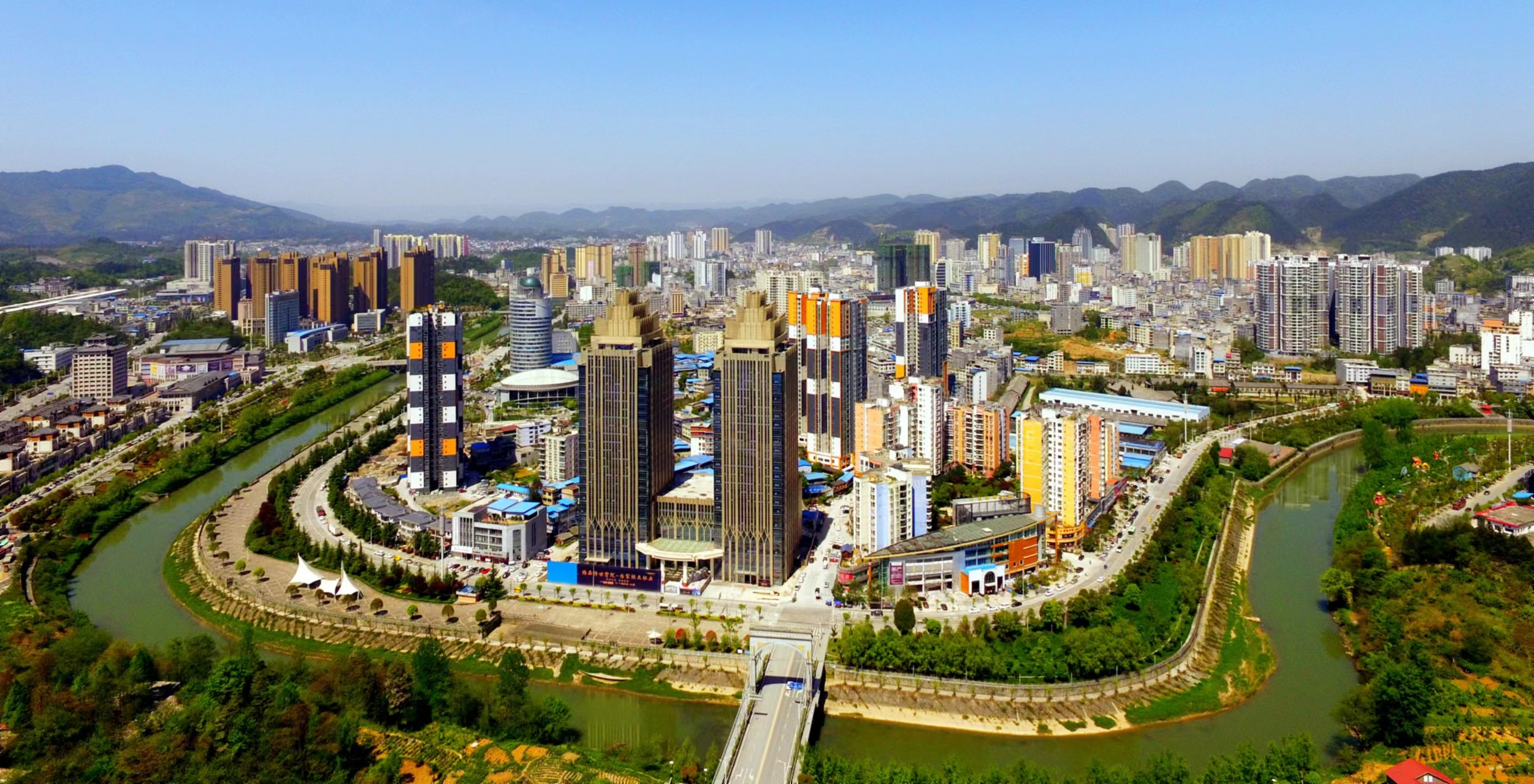 利川银溪谷小镇「售楼中心」怎么样?