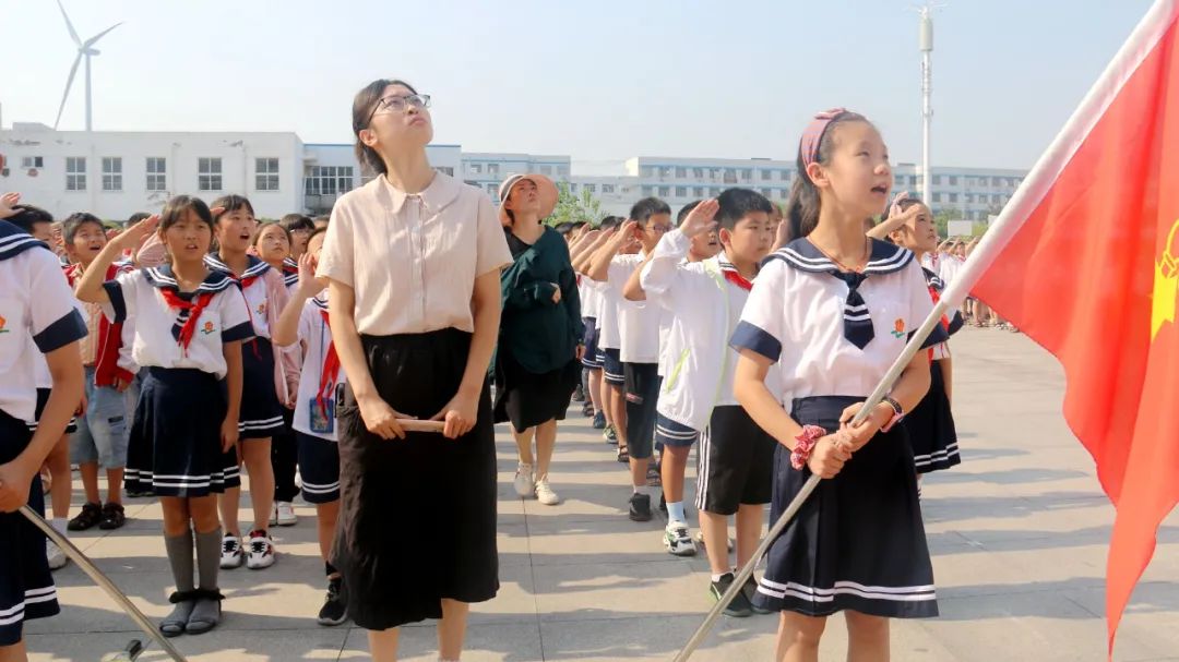 乘风破浪,扬帆起航——涟水县郑梁梅小学举行2020—2021学年度第一