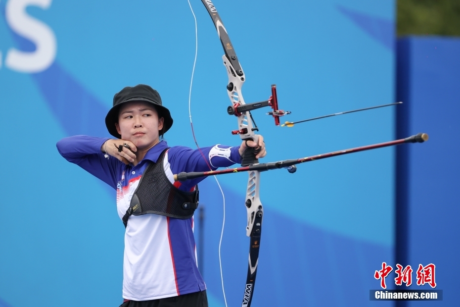 (成都大运会)中国台北选手彭家楙获射箭女子反曲弓个人铜牌