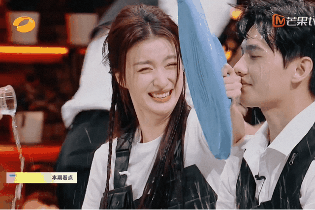 王楚然两副面孔大揭秘,可爱和白眼丝滑转换,经典表情大回放