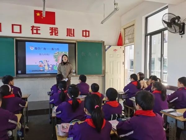 石首市实验小学教学比武|课堂教学展风采 魅力教坛竞风流