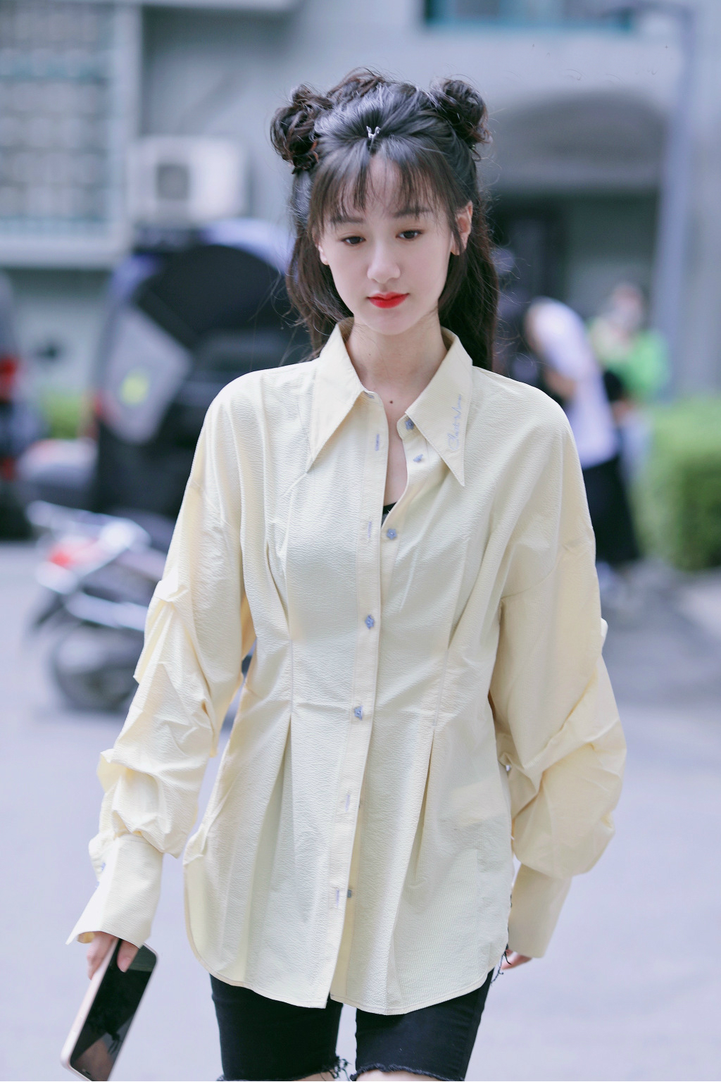 袁冰妍十天上班十套私服,古装路透比璇玑还美,御姐甜妹切换自如