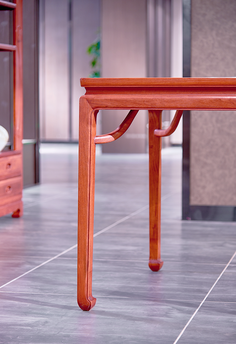 红木家具中的马蹄足:从传统到现代的独特韵味