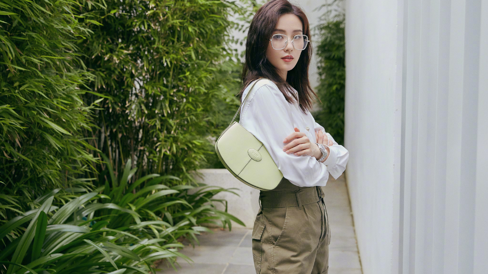 刘诗诗晒初冬午后大片,温暖又美好!