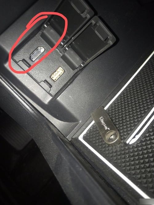 老款标致308usb接口在哪