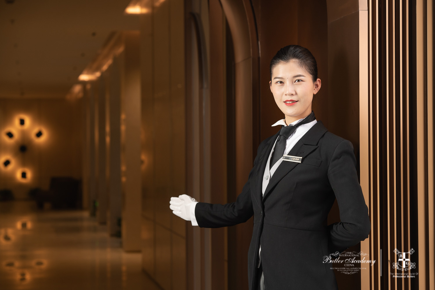 联袂共拓|新城观山印携手tiba荷兰国际管家学院,礼遇品质人居