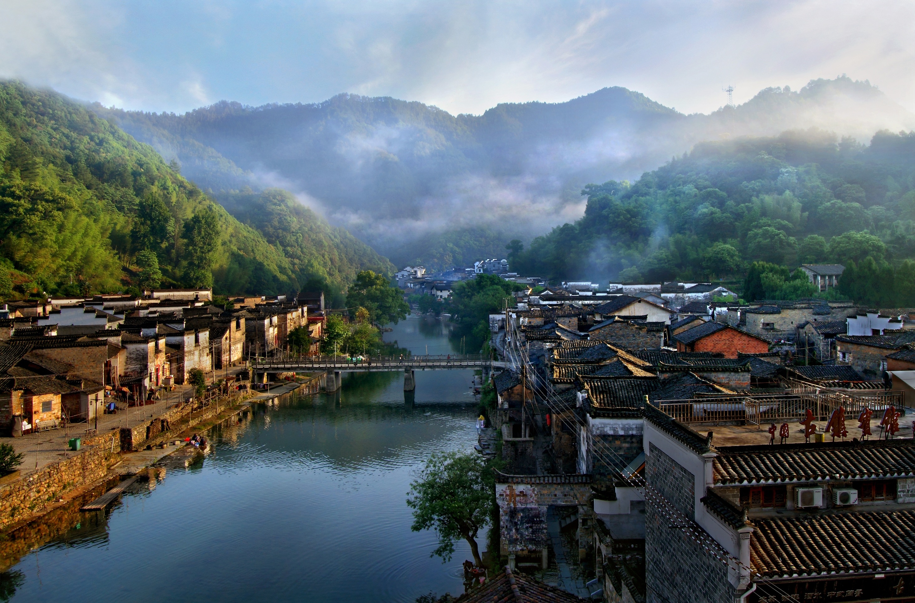 江西日报:浮梁县以"青山绿水"铸"天然氧吧"促林农增收