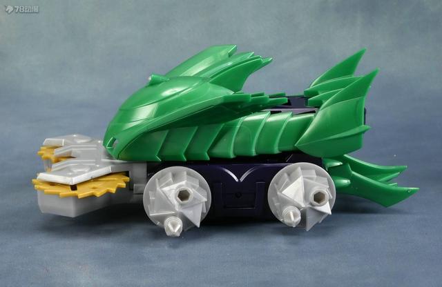 78官测:万代 smp 激斗战车 battle1-ex2 超速飞龙&铠辉&轰月套装