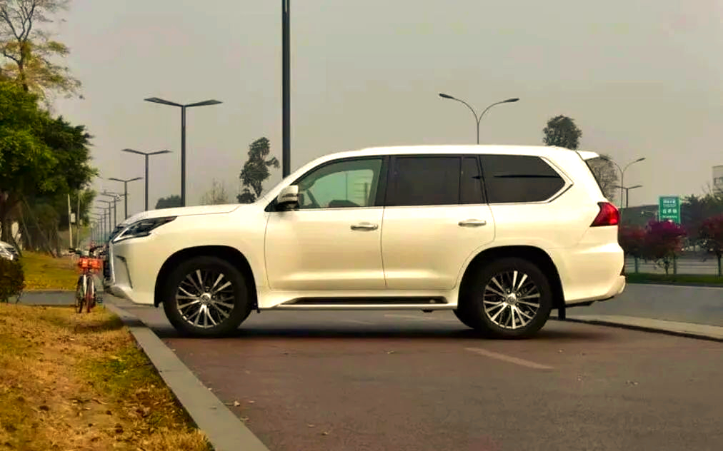 雷克萨斯lx:豪华suv的探索之路